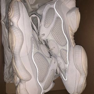 Yeezy 500 Bone